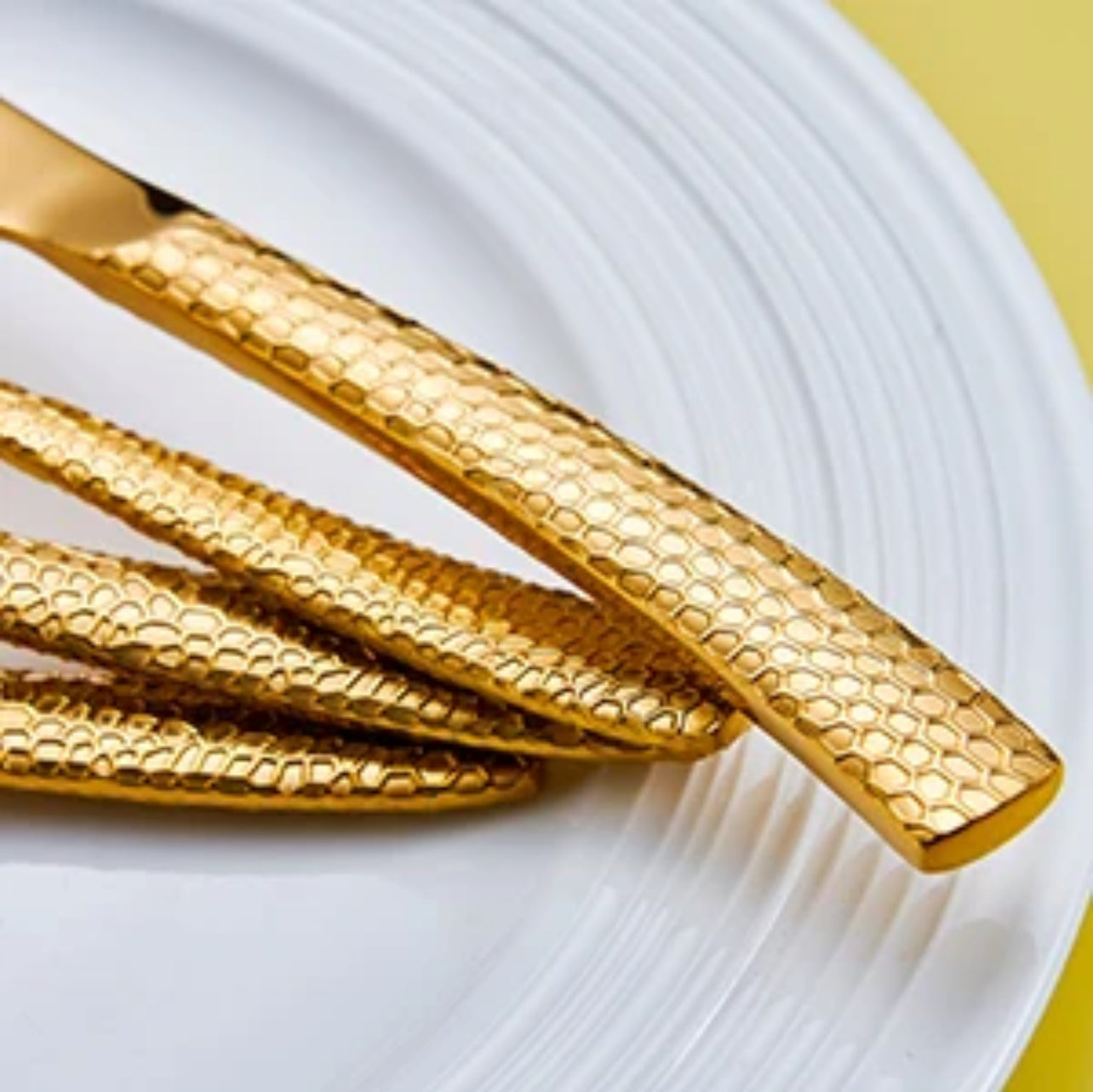 ELiTA Essentials 24-Piece Hammered Flatware Set – Gold Finish, Premium 304 Stainless Steel, Service for 6